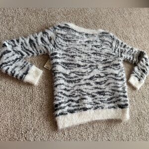 NWT Mudd Black and White Crew Neck Sweater with Zebra Pattern